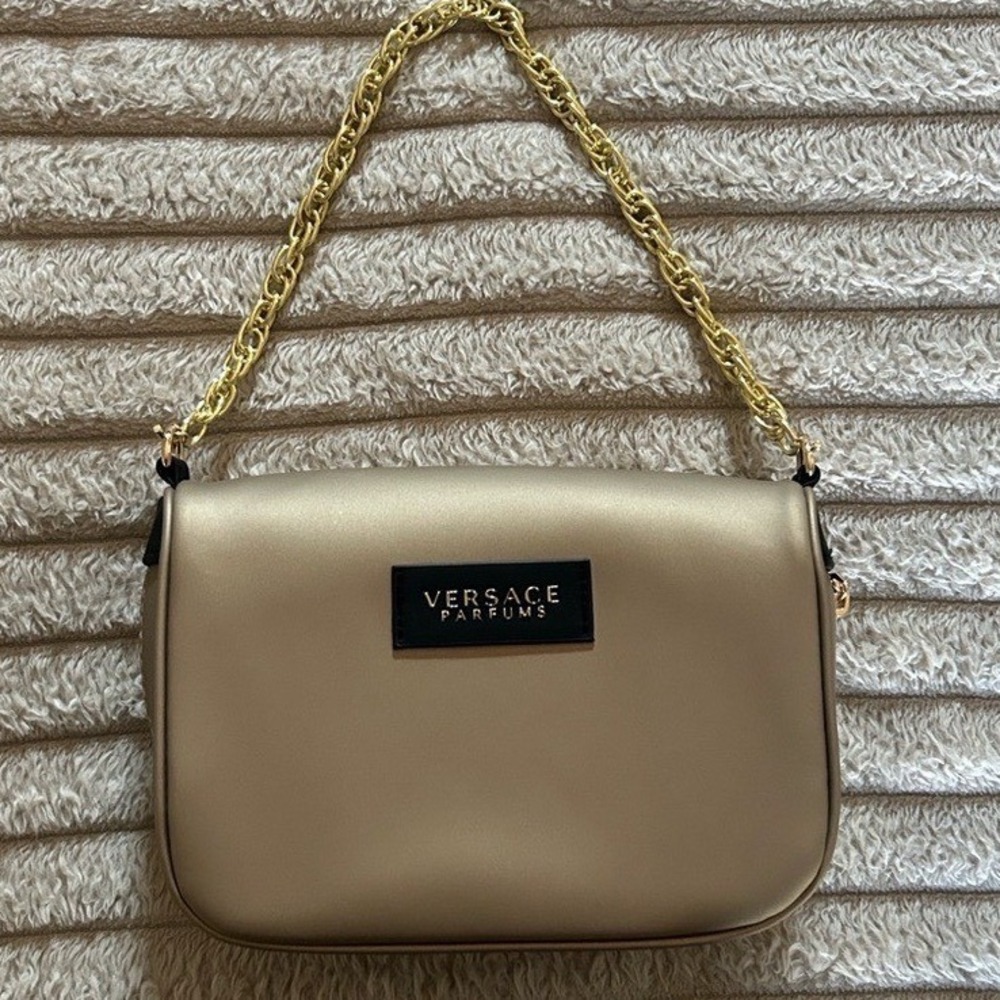 Versace Parfums GWP Gold Metallic Shoulder Bag Chain Strap Logo Evening Clutch